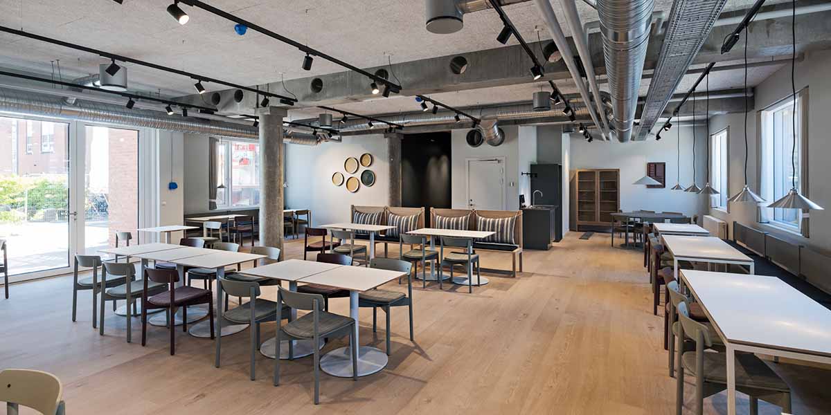 Fælles personalerestaurant for medarbejdere på Strandboulevarden 130, Østerbro.