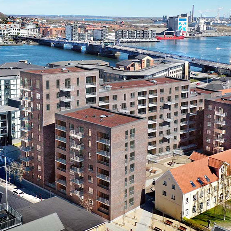 AstaHus 780x780