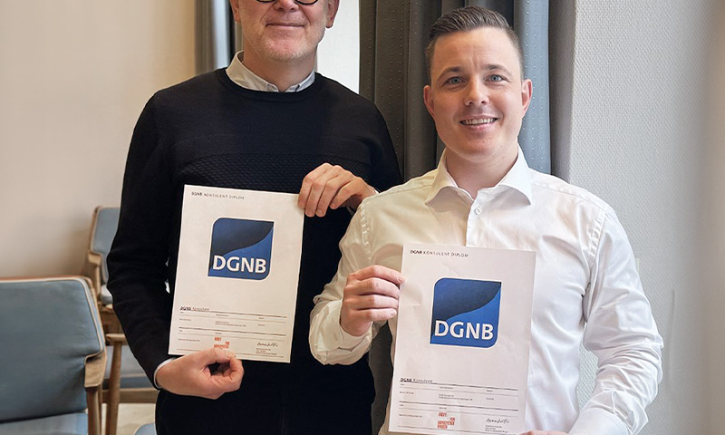 Effektiv sparring om ejendomsoptimering. Hans og Rasmus har gennemført en DGNB konsulentuddannelse.