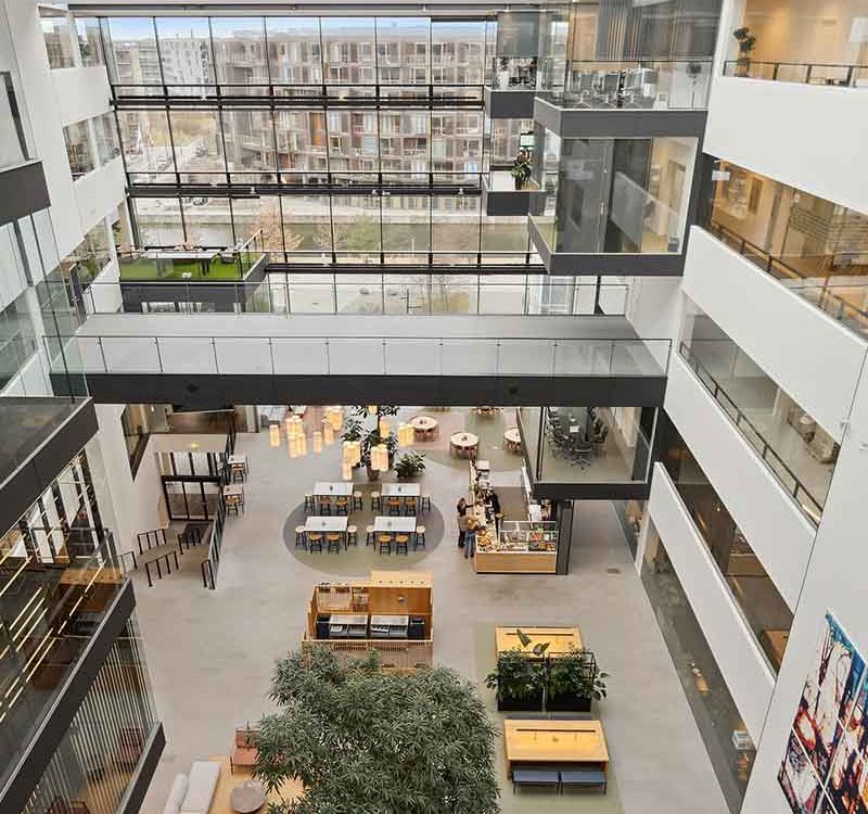 Atruim Mikado House. Faciliteret til medarbejderne, som i dag stiller støre krav til deres arbejdsplads